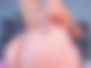 DulceAurora1 MILF webcam performer live streaming