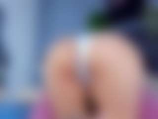 Live cam show with DulceAurora1 - Petite on Camming Site