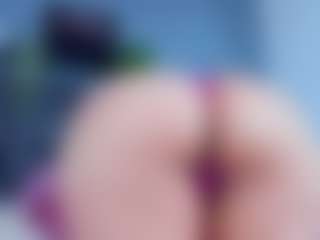 Live cam show with DulceAurora1 - Brown Hair MILF on Camsoda Late Night