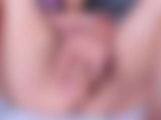 Live-Cam-Show mit DulceAurora1 - Public auf Camsoda