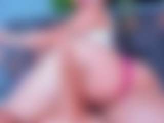 Live cam show with DulceAurora1 - Brown Hair on Camsoda