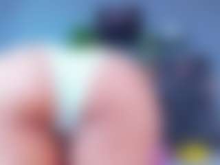 Live cam show with DulceAurora1 - Public Brown Hair on Camsoda