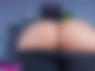 Live cam show with DulceAurora1 - Facial Piercings on Camsoda