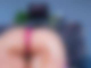 DulceAurora1 MILF webcam performer live streaming