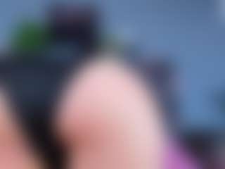 DulceAurora1 MILF webcam performer live streaming