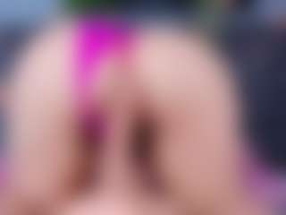 Live cam show with DulceAurora1 - Control on Camsoda