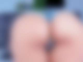 Live cam show with DulceAurora1 - Public Brown Hair on Camsoda