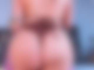 Live cam show with DulceAurora1 - Smoking on Camsoda