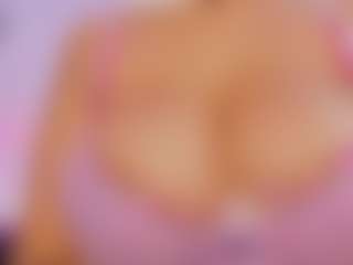 Live cam show with Kithana-jazmin - Young Adult on live18s.com