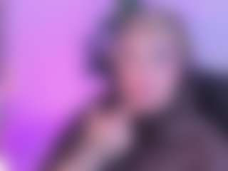 Live cam show with Kithana-jazmin - Nipple Piercings on SpunkLive