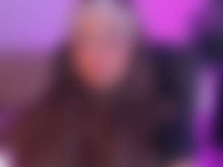Live cam show with Kithana-jazmin - Interactivetoy Granny on Camming Site
