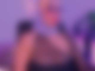 Live cam show with Kithana-jazmin - Cowgirl on https://playwithruby.com