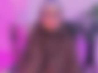 Live cam show with Kithana-jazmin - Middle Aged on Soda Cam