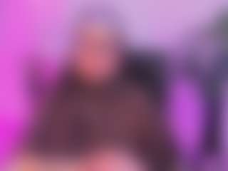 Spettacolo in cam dal vivo con Kithana-jazmin - Bedroom su Camsoda