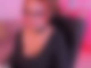 Live cam show with Kithana-jazmin - Middle Aged on Camsoda