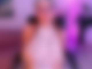 Live cam show with Kithana-jazmin - Shaved Pussy on Camsoda