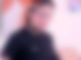 Live cam show with Kithana-jazmin - Blue Eyes on Stripli.com