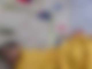 Live cam show with Kendal77 - Flex on Dolls Live