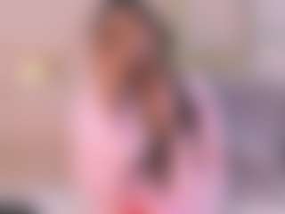 Live cam show with Kendal77 - Lean on Camsoda
