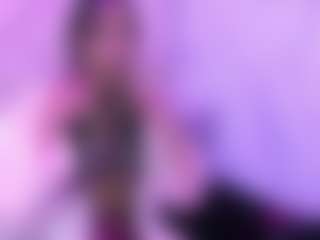 Live cam show with Kendal77 - Smoke on livesuperchat.net
