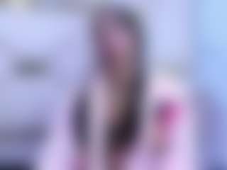 Live cam show with Kendal77 - Smoke on Camming Site