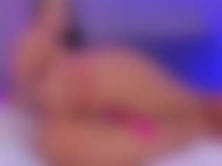 aisha-h's Live Sex Cam Show