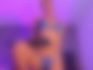 Spettacolo in cam dal vivo con aisha-h - Red Hair su Camsoda