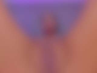 Live cam show with aisha-h - Big Tits Small Tits on Camsoda