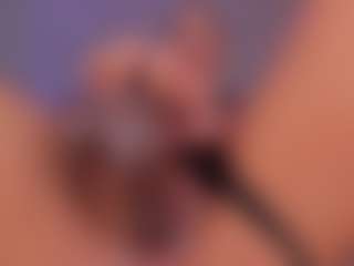 aisha-h's Live Sex Cam Show
