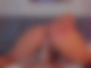 aisha-h's Live Sex Cam Show