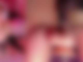 Live cam show with BellyRouse - Average on Camsoda