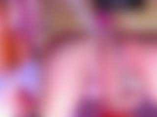 Live cam show with BellyRouse - Normal on Camsoda
