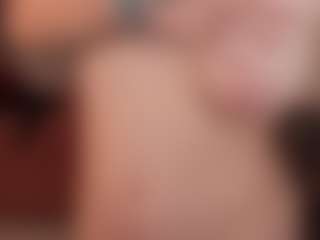 Live cam show with HaylaAmber - Red Hair Young Adult on nudelive.tv