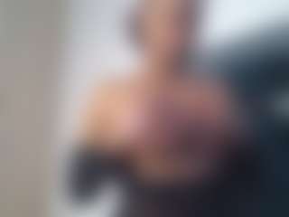 sexybree22's Live Sex Cam Show