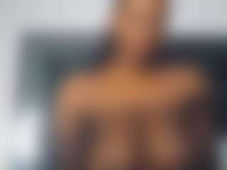 Live cam show with sexybree22 - Wet on xxxlivecams.org