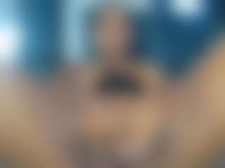 Live cam show with sexybree22 - Ebony Big Tits on Camsoda