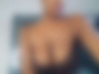 sexybree22's Live Sex Cam Show