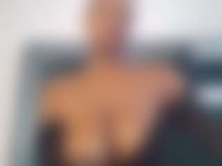 sexybree22's Live Sex Cam Show