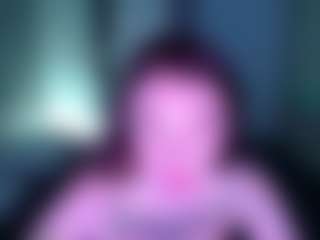 Live cam show with Annet - Nipple Piercings on Mixed Magazine Live