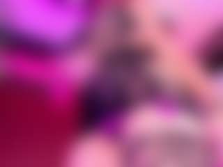 Live cam show with katieRouge - Nature on Stripli.com