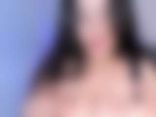 Live cam show with Nicole Steele - Brown Eyes on Cam Slut