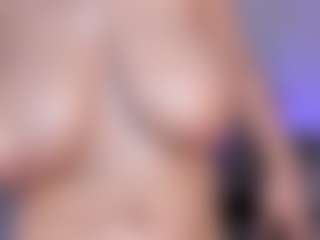 Ni.'s Live Sex Cam Show