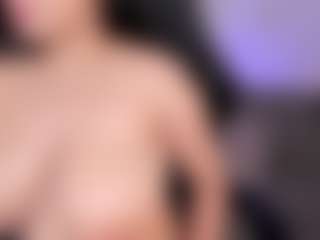Ni.'s Live Sex Cam Show