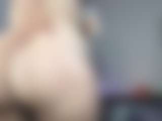 BonfireBonnie's Live Sex Cam Show