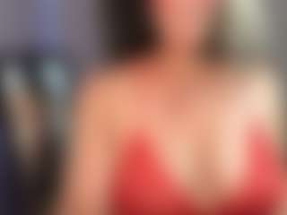 BonfireBonnie MILF webcam performer live streaming