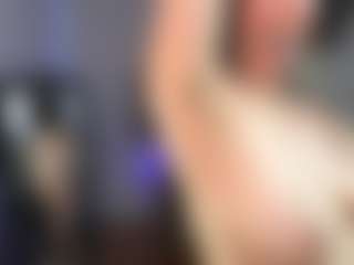 BonfireBonnie's Live Sex Cam Show
