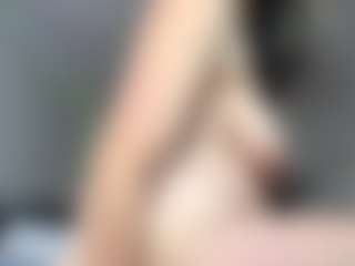 Live cam show with BonfireBonnie - Tease Curvy on instabang