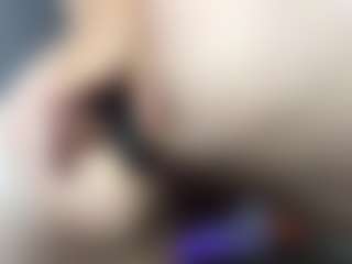 Live cam show with BonfireBonnie - Pornstar Shaved Pussy on googirlz