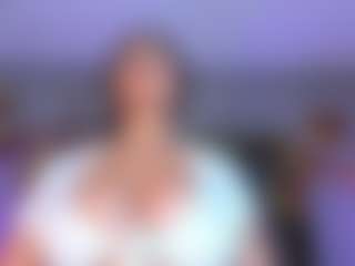 Candysvictoria's Live Sex Cam Show