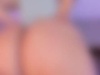 Candysvictoria's Live Sex Cam Show